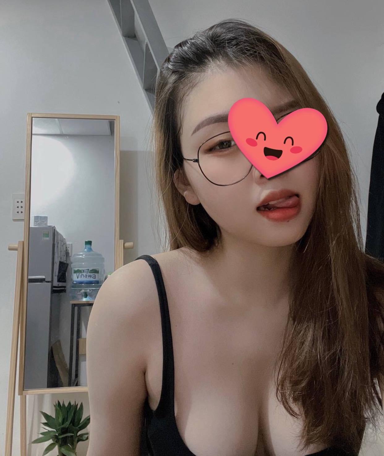 8FFE93A0 18DE 4A71 BBB5 B06B060B48F9