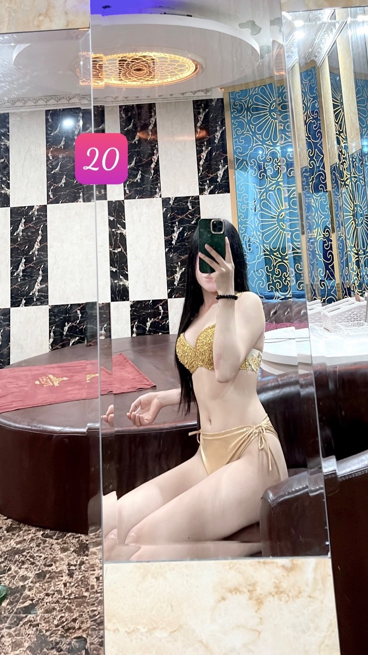 DE689DC1 1CFF 4389 A2DA C10223ABB0F1