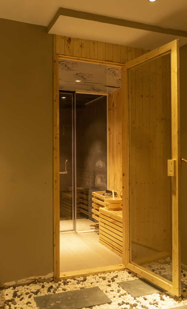 DSC 7272 004 621x1024