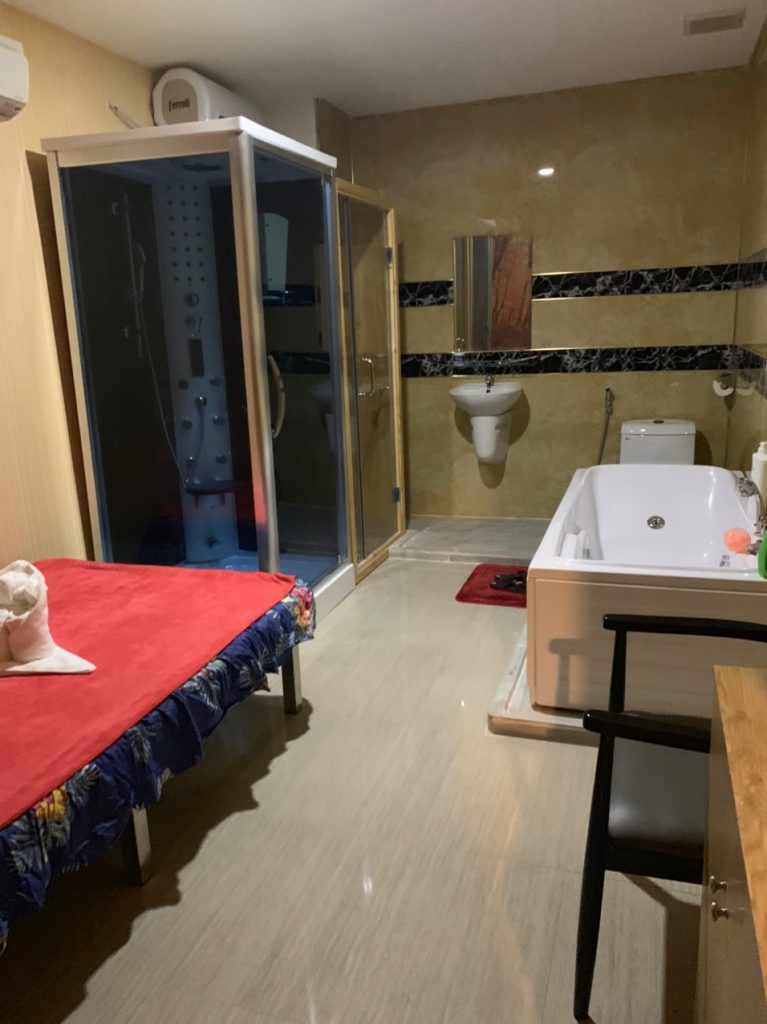 E6434443a572432c1a63 1 767x1024