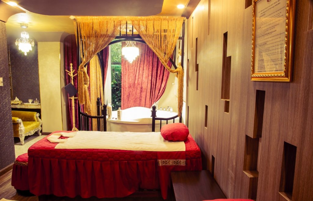 Z1045750876998 1f1613b019789766fac3a5ce14ca4872 1024x659