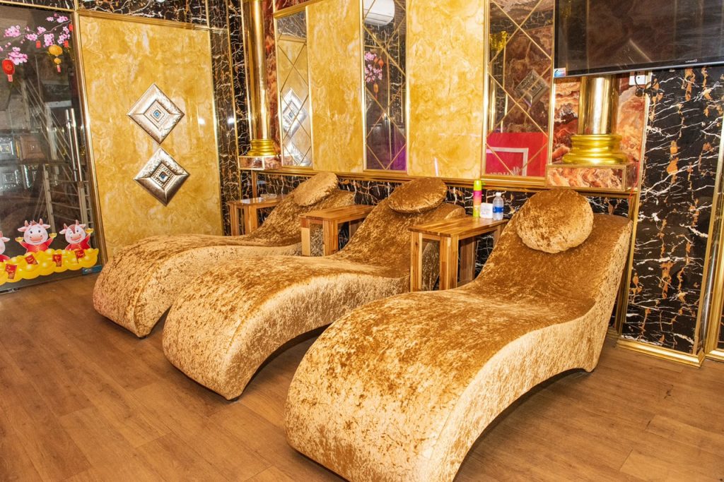 Z2400128344492 8b8488415826628643b8405cc828eb07 1024x683