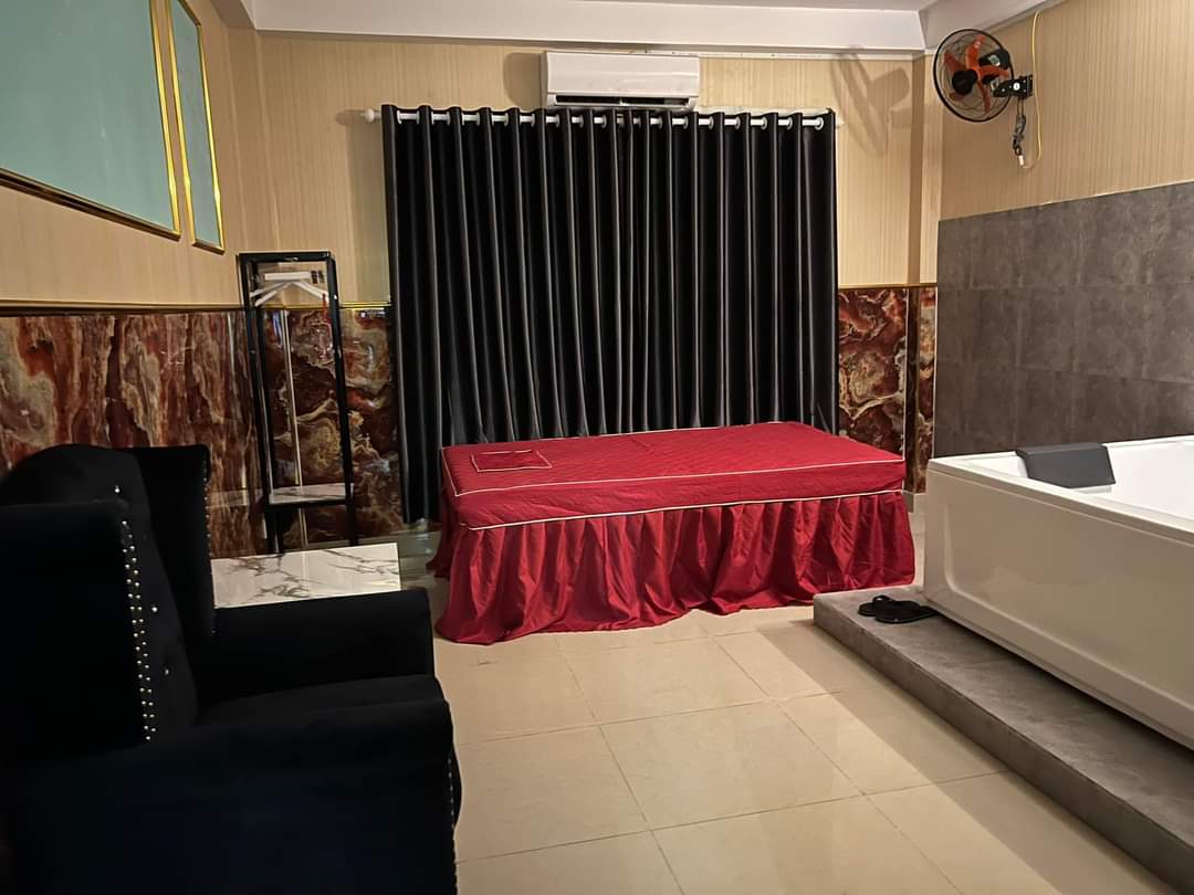 Z3665586130884 d9373ee4d7b93c882345b16123775b6e