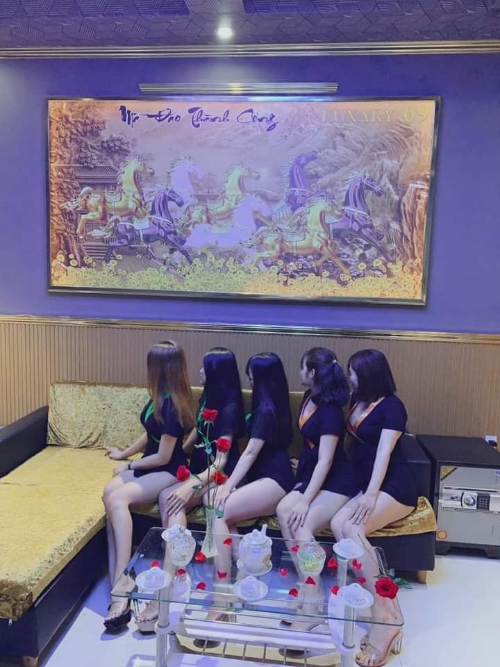 Z3739111763152 869d48f748b99f5c035c538ca70952e6